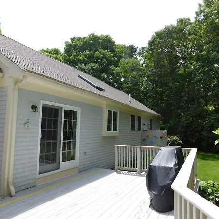 Stay On The Cape Vacation Rentals: Modern Family Retreat In Harwich